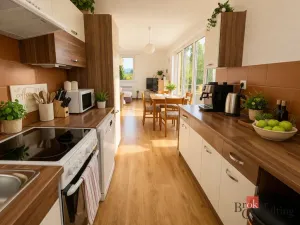 Prodej rodinného domu, Liberec - Liberec XXXV-Karlov pod Ještědem, Českolipská, 121 m2