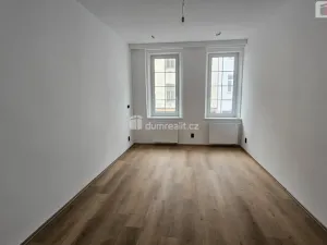 Pronájem bytu 4+1, Praha - Libeň, Turnovská, 105 m2