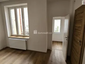 Pronájem bytu 4+1, Praha - Libeň, Turnovská, 105 m2