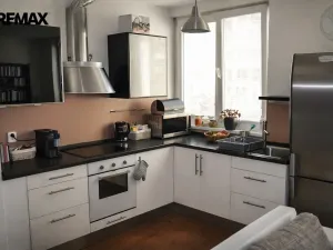 Pronájem bytu 2+kk, Praha - Záběhlice, Jabloňová, 49 m2