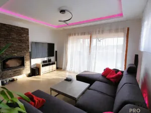 Prodej rodinného domu, Jesenice, Hlavní, 125 m2