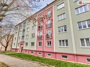 Pronájem bytu 2+1, Ostrov, Mánesova, 69 m2