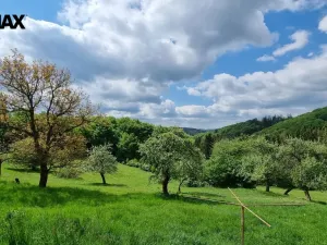 Prodej pozemku pro bydlení, Vsetín, 285345 m2