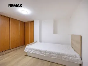 Pronájem bytu 4+kk, Praha - Modřany, Plovdivská, 82 m2