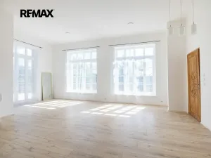 Prodej rodinného domu, Vráž, Nad Loděnicí, 219 m2