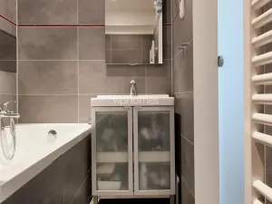 Pronájem bytu 1+kk, Praha - Střešovice, Za Hládkovem, 34 m2