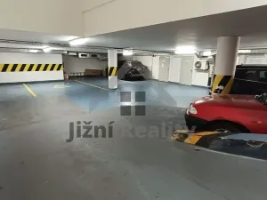 Pronájem kanceláře, Praha - Břevnov, Bělohorská, 1054 m2