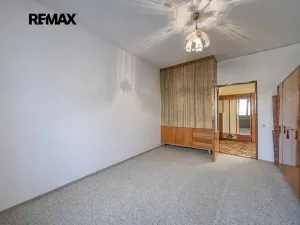 Prodej bytu 3+1, Kolín, Sladkovského, 84 m2