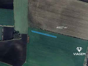 Prodej podílu pole, Chleby, 267 m2