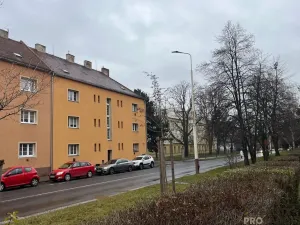 Prodej bytu 2+1, Žatec, Husova, 70 m2