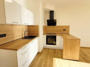 Pronájem bytu 2+kk, Praha - Dolní Měcholupy, Honzíkova, 40 m2