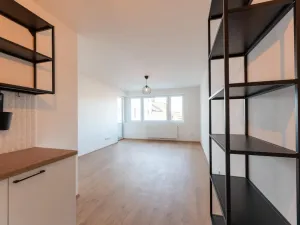 Pronájem bytu 2+kk, Pardubice - Zelené Předměstí, Smilova, 60 m2