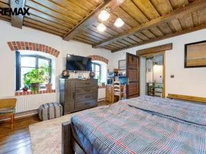 Prodej rodinného domu, Všechlapy, 200 m2