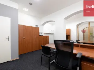 Prodej kanceláře, Opava, Dolní náměstí, 27 m2