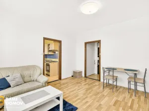 Prodej bytu 2+1, Zlín, Okružní, 45 m2