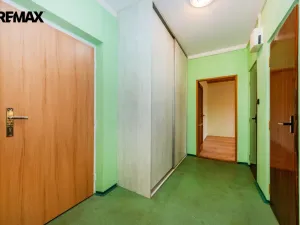 Prodej bytu 2+1, Praha, Káranská, 54 m2