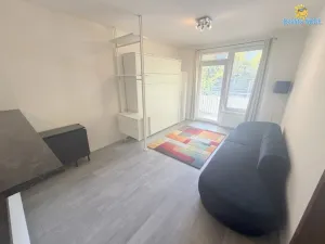 Pronájem bytu 2+kk, Praha - Vysočany, Pod Harfou, 58 m2