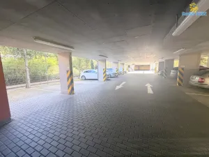 Pronájem bytu 2+kk, Praha - Vysočany, Pod Harfou, 58 m2