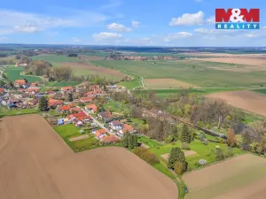 Prodej pozemku, Hrochův Týnec - Blížňovice, 2680 m2