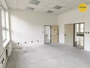 Pronájem skladu, Ostrava, Paskovská, 600 m2