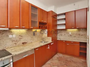 Pronájem bytu 4+1, Praha, Úvoz, 92 m2