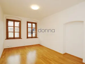 Pronájem bytu 4+1, Praha, Úvoz, 92 m2