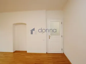 Pronájem bytu 4+1, Praha, Úvoz, 92 m2