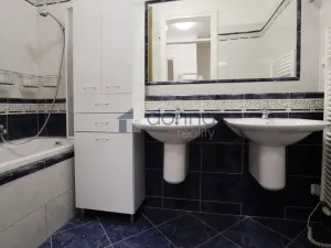 Pronájem bytu 4+1, Praha, Úvoz, 92 m2