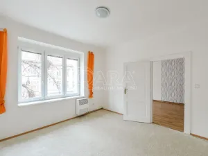Pronájem bytu 2+kk, Praha - Dejvice, Zikova, 52 m2