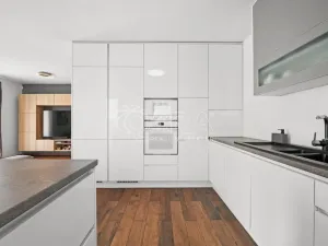 Prodej rodinného domu, Štěkeň, Slatinská, 227 m2