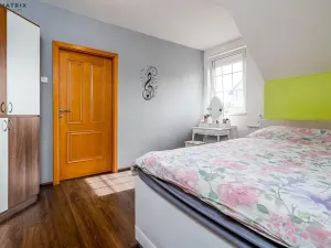 Prodej rodinného domu, Praha - Písnice, V zákopech, 294 m2