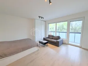 Pronájem bytu 1+kk, Praha - Michle, U plynárny, 37 m2