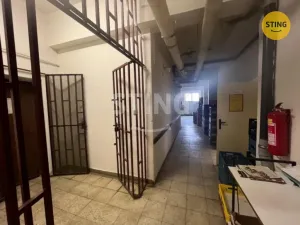 Prodej obchodního prostoru, Ostrava - Hošťálkovice, Hlavní, 950 m2