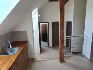 Pronájem kanceláře, Milovice, ČSA, 12 m2