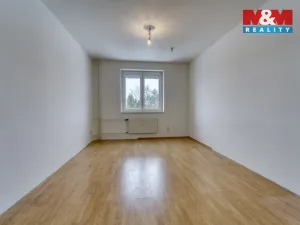 Prodej bytu 3+1, Město Touškov, Partyzánská, 81 m2