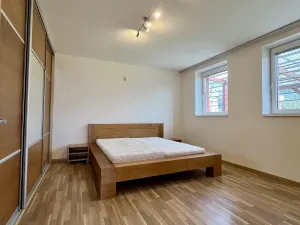 Pronájem bytu 2+kk, Ostrava - Heřmanice, Koněvova, 72 m2