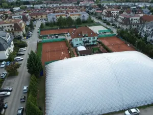 Prodej komerční nemovitosti, Rudná, Hořelické náměstí, 500 m2