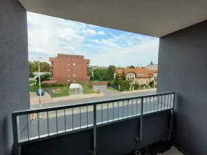 Pronájem bytu 2+kk, Praha - Modřany, Komořanská, 50 m2