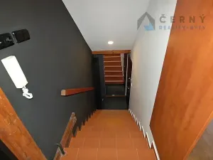 Pronájem bytu 2+kk, Liberec, Zborovská, 70 m2