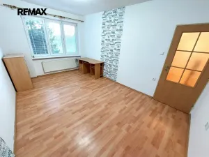 Prodej bytu 2+1, Slavkov u Brna, 58 m2