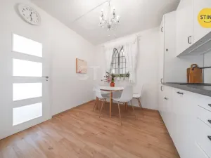 Prodej bytu 3+kk, Praha, Peroutkova, 59 m2