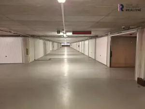 Pronájem garáže, Praha - Stodůlky, Archeologická, 16 m2