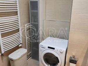 Pronájem bytu 1+kk, Praha - Stodůlky, náměstí Junkových, 32 m2