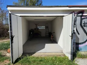 Pronájem garáže, České Budějovice - České Budějovice 3, Čéčova, 16 m2