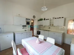 Prodej vícegeneračního domu, Oskava, 659 m2