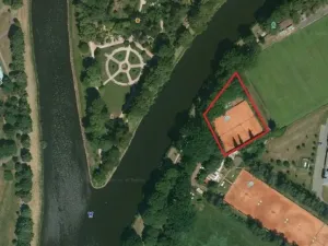 Prodej komerční nemovitosti, Hradec Králové, nábřeží U Přívozu, 3021 m2