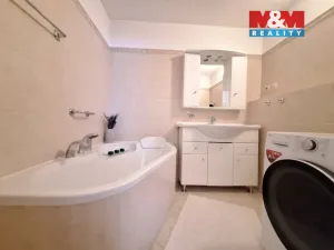 Prodej kanceláře, Ostrava - Radvanice, Turgeněvova, 250 m2