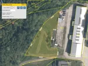 Prodej komerčního pozemku, Rynholec, 1688 m2