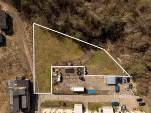 Prodej komerčního pozemku, Rynholec, 1688 m2