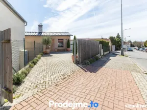 Prodej rodinného domu, Praha - Kobylisy, Třeboradická, 150 m2